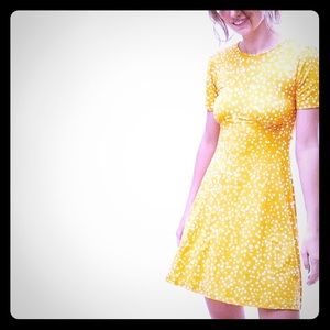 ASOS marigold yellow dress scatter dot 😍🌼🌻